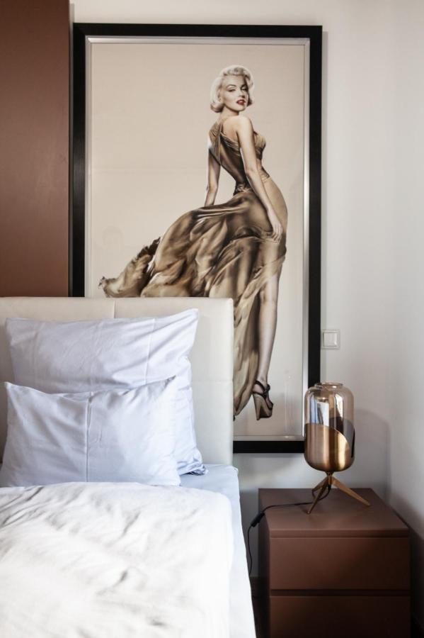 Ichzeit Aparthotel โคเคห์ม ภายนอก รูปภาพ